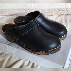 Lotta from Stockholm clogs